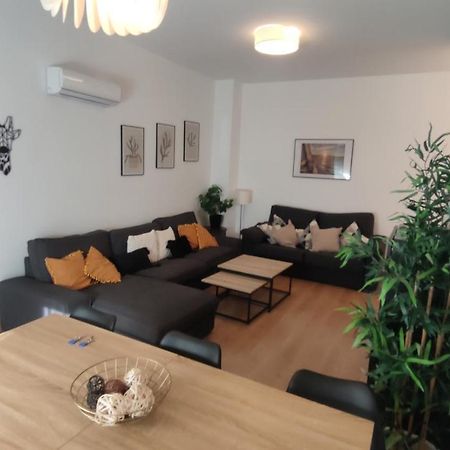 Unique Apartment In Malaga City Center With Pool Exterior photo